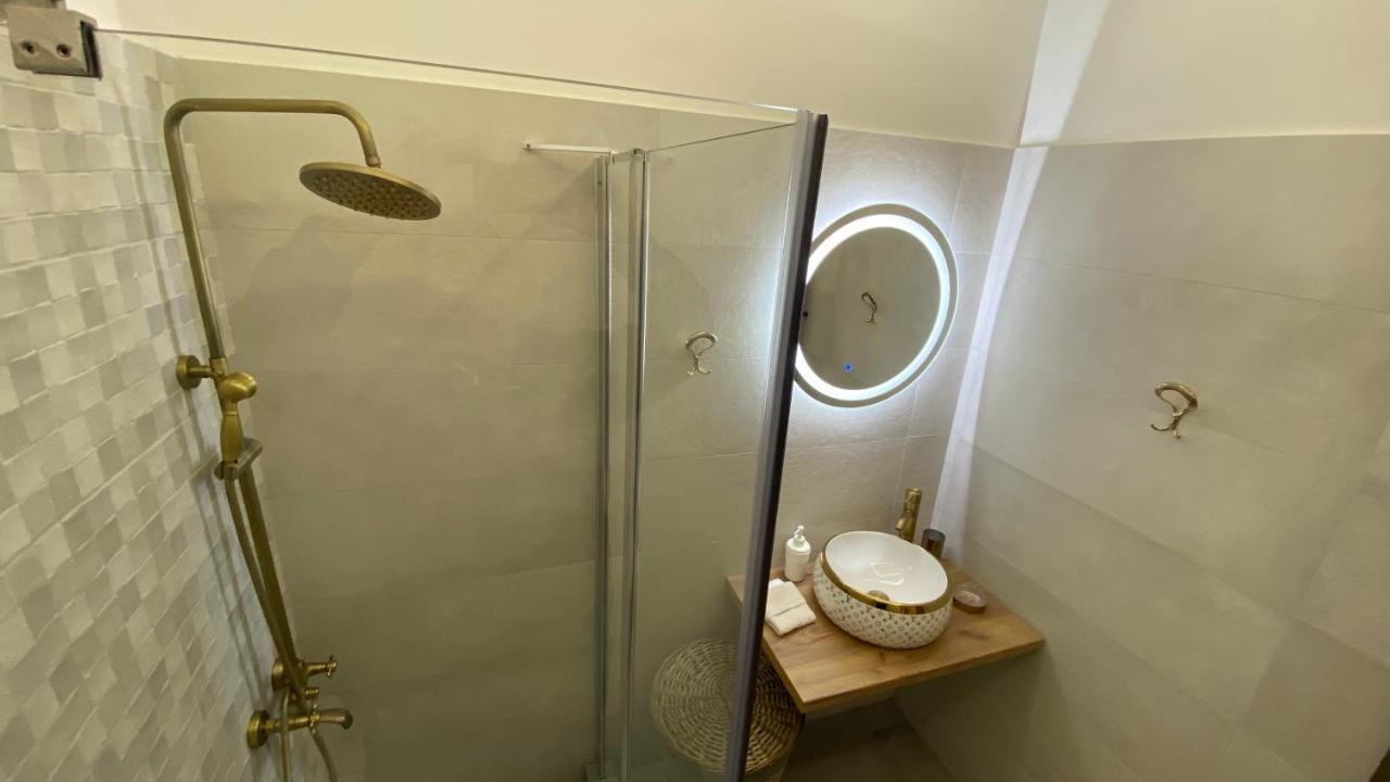 Patras Golden Suite Exterior photo